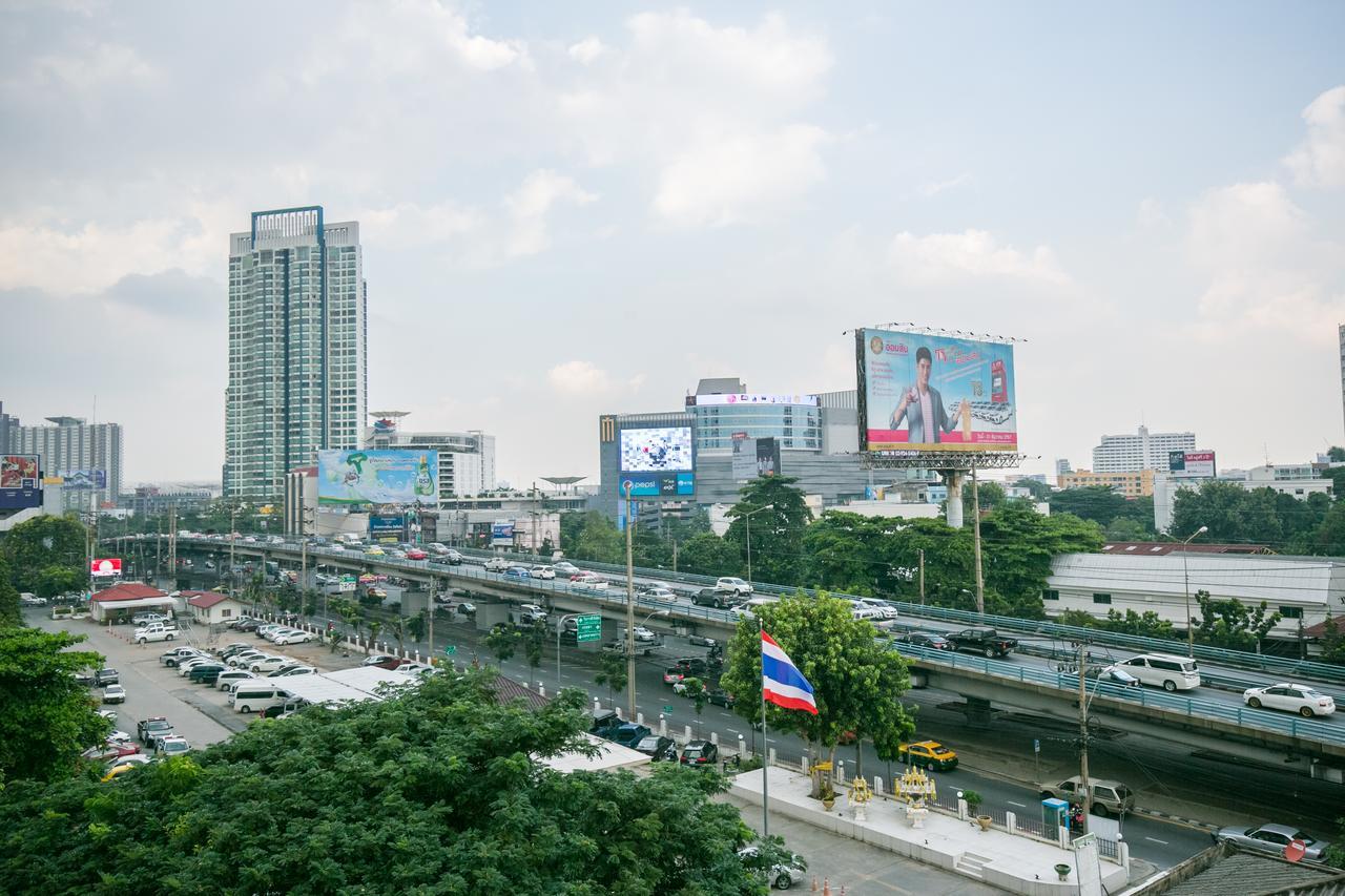Le Paradis Bangkok Esterno foto